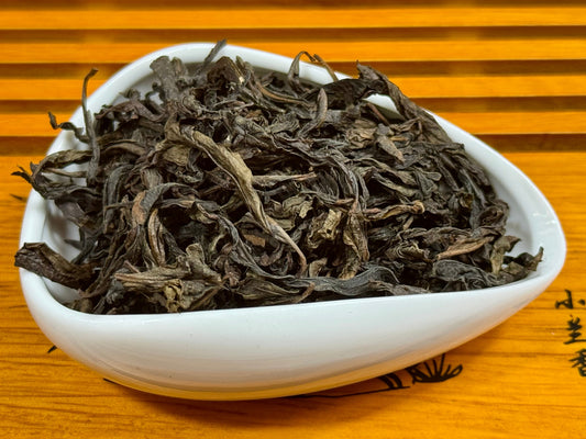 Wenshan Baozhong: The Greenest Oolong with a Floral Soul