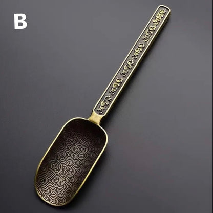 Elegant Alloy Tea Scoop - Floral Pattern